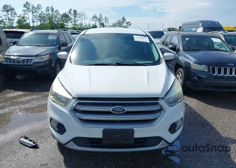 2017 Ford Escape Se из США, поврежденный, VIN 1FMCU0GD4HUC97431